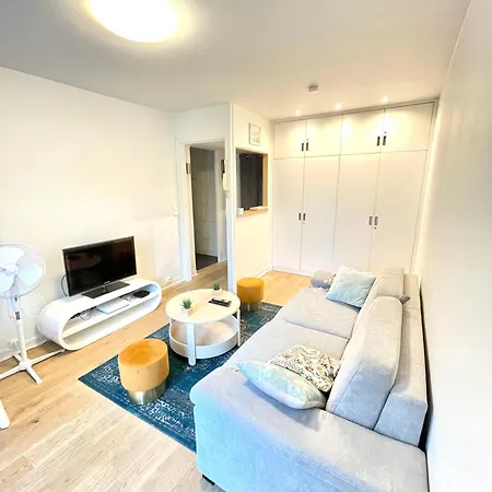 Cosy 2 Pieces Proche De Paris Avec Parking Daire *